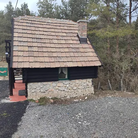 Brvnara Gromki - Mountain House